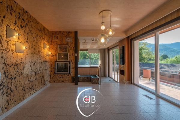 Saint-Alban-Leysse maison avec piscine, superbe vue et terrain de 2965 m²