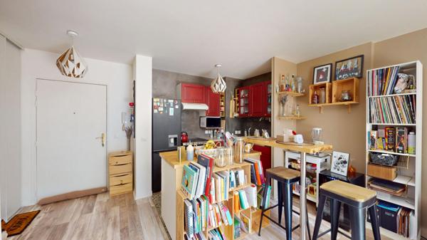 3 pièces - Pas de travaux - Terrasse / Jardin - Parking - Proche transports / commerces