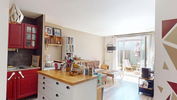 3 pièces - Pas de travaux - Terrasse / Jardin - Parking - Proche transports / commerces