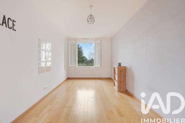 Maison à vendre 10 pièces 251 m² Chatou