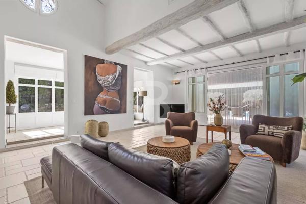 En exclusivité — Propriété d’exception en pierre, vue panoramique, Le Rouret