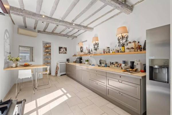 En exclusivité — Propriété d’exception en pierre, vue panoramique, Le Rouret