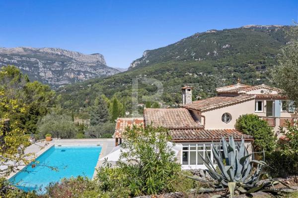 En exclusivité — Propriété d’exception en pierre, vue panoramique, Le Rouret