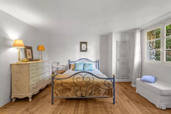 En exclusivité — Propriété d’exception en pierre, vue panoramique, Le Rouret