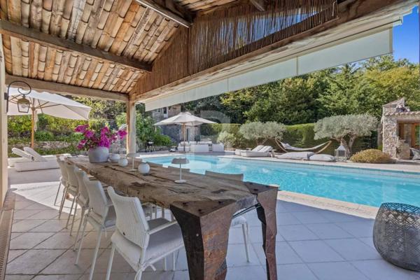 En exclusivité — Propriété d’exception en pierre, vue panoramique, Le Rouret