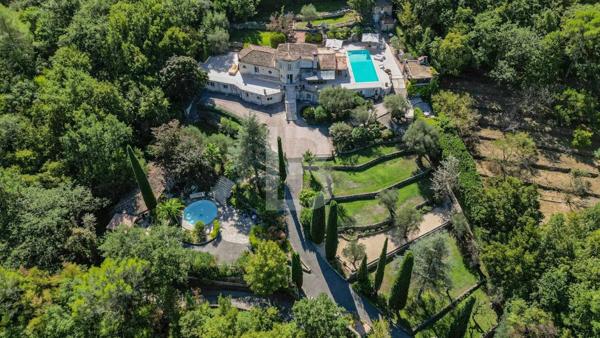 En exclusivité — Propriété d’exception en pierre, vue panoramique, Le Rouret