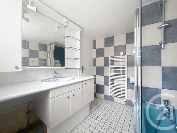 Appartement F3 à vendre  3 pièces - 83,44 m 2   EVREUX  - 27