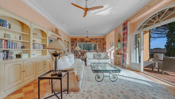 Vente Maison de maître Sainte-Maxime 14 Pièces 560 m²