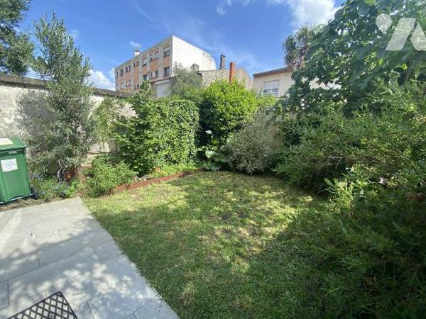 En plein coeur de NANSOUTY 
Immeuble/maison composée de 2 logements un type 2bis de 65 m² envi...