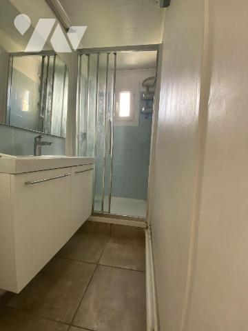En plein coeur de NANSOUTY 
Immeuble/maison composée de 2 logements un type 2bis de 65 m² envi...