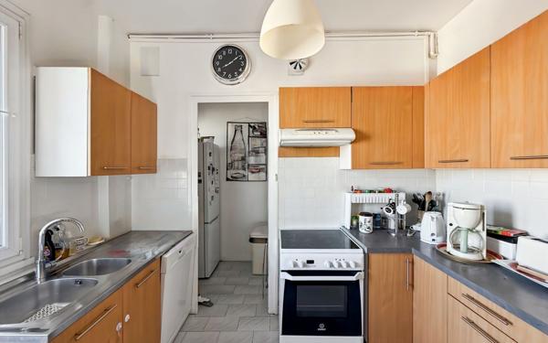 Appartement à vendre    3 pièces •  Lyon 8