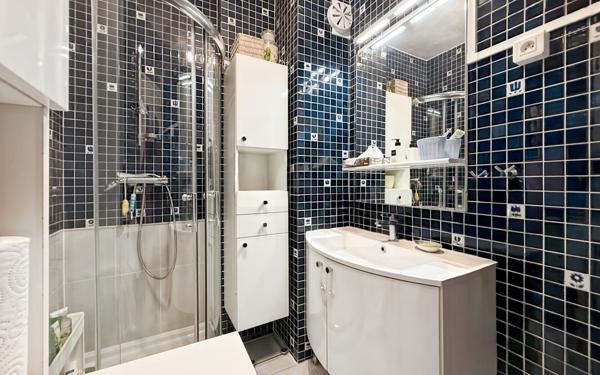 Appartement à vendre    3 pièces •  Lyon 8