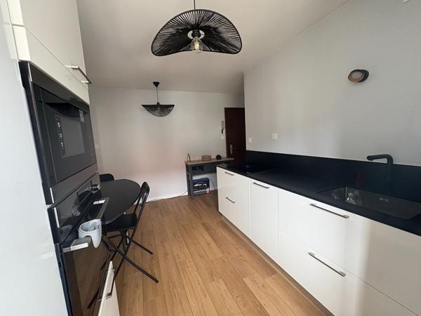 EN EXCLUSIVITE Appartement  Meublév 32.90 m2 PROCHE TRAM ECOLES