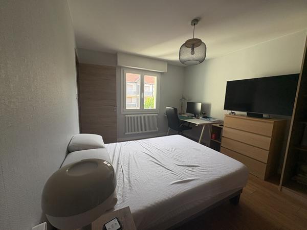 EN EXCLUSIVITE Appartement  Meublév 32.90 m2 PROCHE TRAM ECOLES