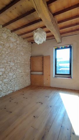Mauvezin (32120) Maison 95m² - 3 chambres - Jardin - Dépendances à aménager