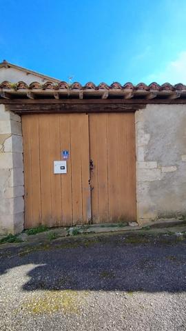 Mauvezin (32120) Maison 95m² - 3 chambres - Jardin - Dépendances à aménager