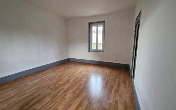 Maison à vendre    5 pièces • 92,54 m2 Beynost