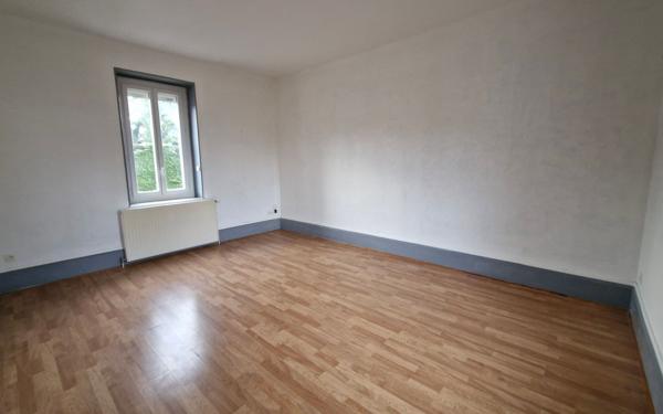 Maison à vendre    5 pièces • 92,54 m2 Beynost