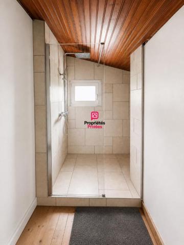 Maison en pierre 118 m² sur plus d'un hectare avec dépendances