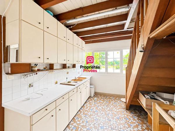 Maison en pierre 118 m² sur plus d'un hectare avec dépendances