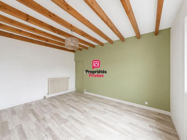 Maison en pierre 118 m² sur plus d'un hectare avec dépendances