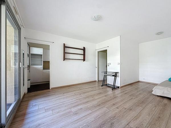 Appartement 1 pièce 33.22 m2