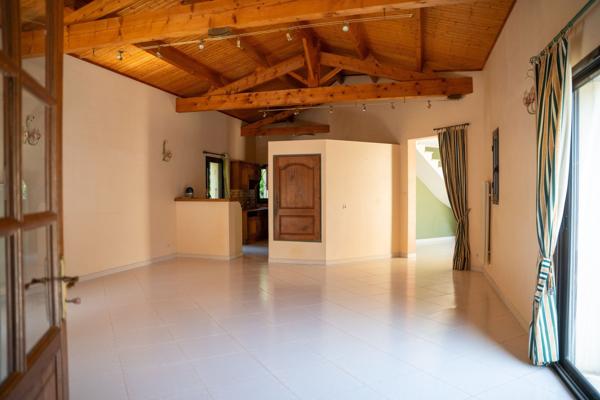 Vente Maison de luxe Lagord 7 Pièces 185 m²