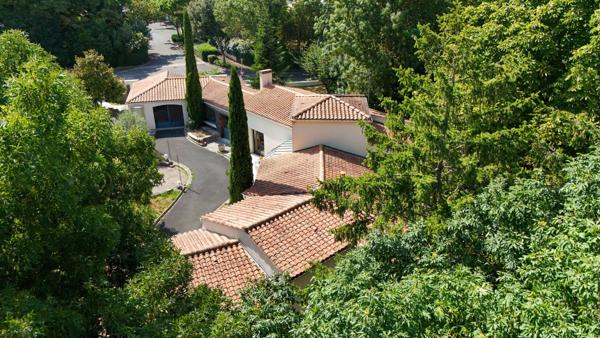 Vente Maison de luxe Lagord 7 Pièces 185 m²