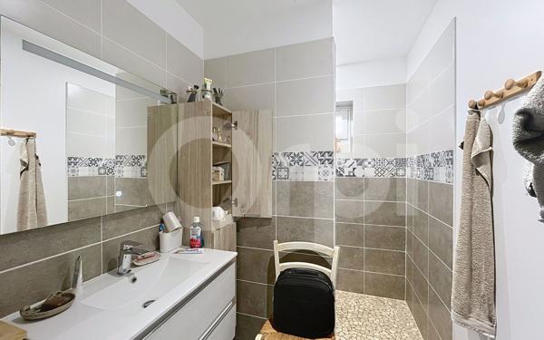 Maison à vendre    7 pièces •  Singleyrac