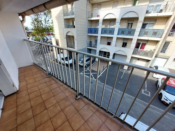 Appartement Narbonne 3 pièces 64.16 m² avec balcon et parking dans garage fermé