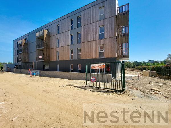 A vendre Angers Terra Botanica, les hauts de Saint Aubin, appartement de type 3, 2ème étage, ascenseur, 2 chambres, cave, balcon, place de parking en sous-sol. Appartement neuf n'ayant jamais été habité.