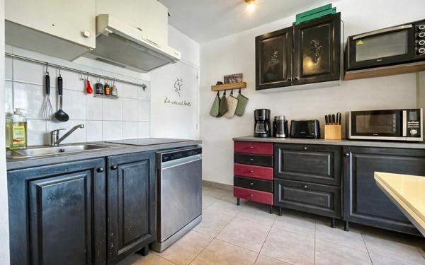 Appartement à vendre    2 pièces • 33 m2 La Ciotat