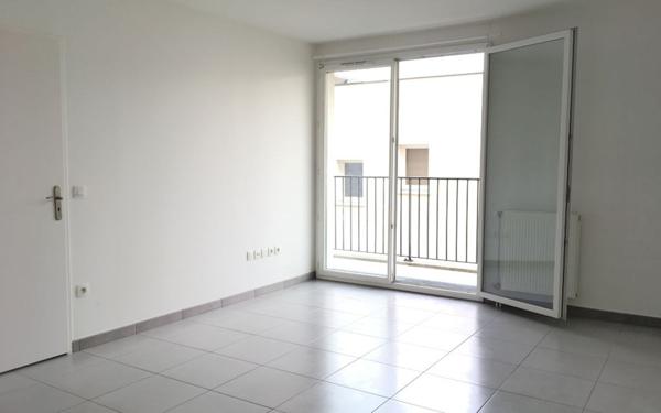 Appartement à louer    2 pièces • 41,74 m2 Fleury-Mérogis