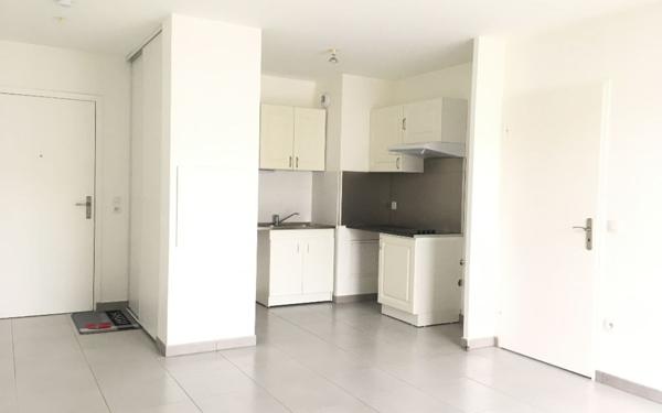 Appartement à louer    2 pièces • 41,74 m2 Fleury-Mérogis