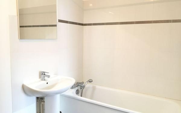 Appartement à louer    2 pièces • 41,74 m2 Fleury-Mérogis