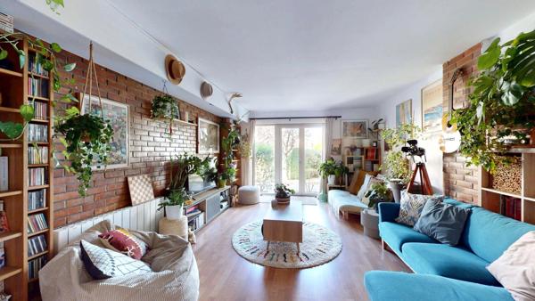 Appartement 123 m² en souplex avec terrasse et jardin