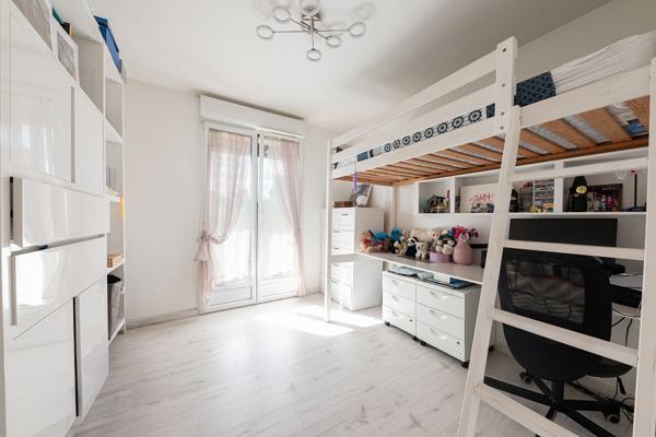 Maison Vaires Sur Marne 6 pièce(s) 152.63 m2