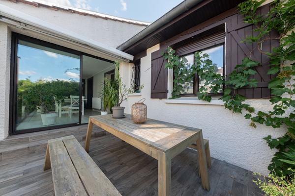 Maison Vaires Sur Marne 6 pièce(s) 152.63 m2