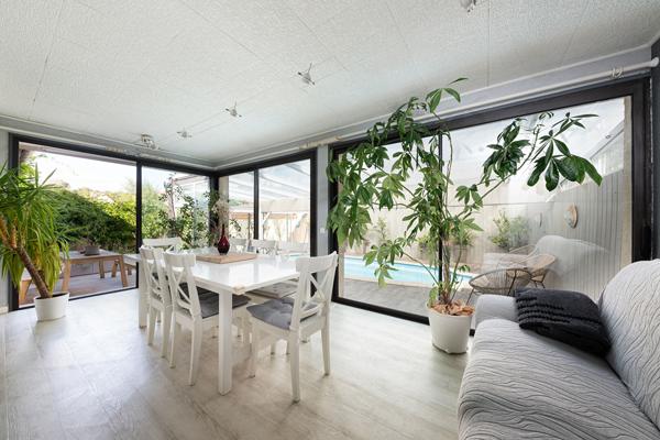 Maison Vaires Sur Marne 6 pièce(s) 152.63 m2