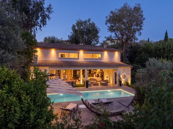 Vente Villa de luxe Cannes 5 Pièces 208 m²