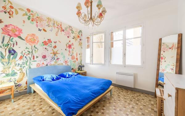 Appartement à vendre    3 pièces • 67,50 m2 Marseille 7