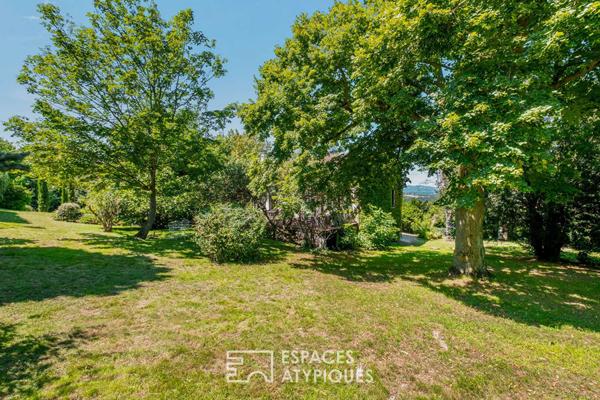 Propriété de caractère de 1920 au coeur d’un parc
