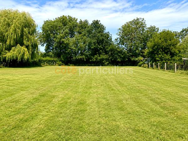 Vente
                Terrain1209 m² - MONTMARTIN SUR MER (50590)