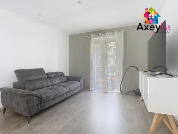 Roanne (42300) A LOUER - ROANNE CENTRE - APPARTEMENT T4 AVEC DEUX CHAMBRES, DEUX BALCONS, CAVE ET STATIONNEMENTS GRATUITS