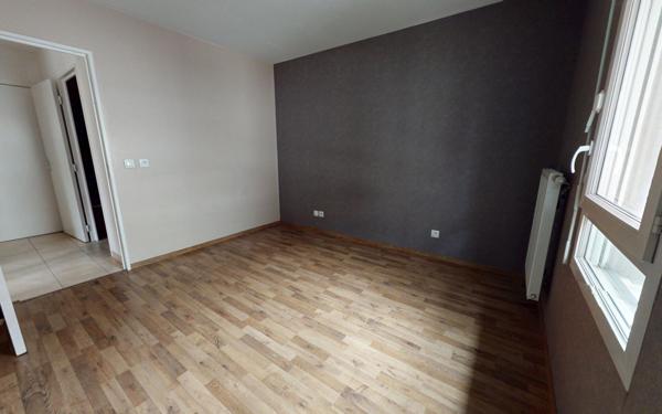 Appartement à vendre    2 pièces • 47 m2 Vaulx-en-Velin