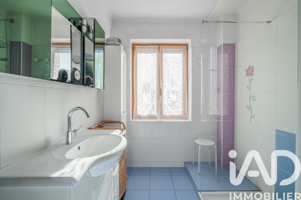 Maison à vendre 10 pièces 254 m² Fontaine