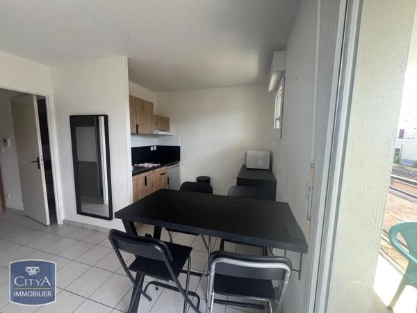 Appartement à louer 1 pièce 28.07m² Dijon (21000)