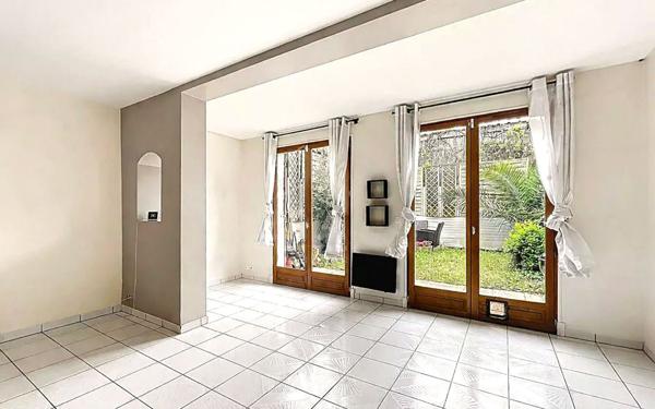 Appartement à vendre    2 pièces • 47,20 m2 Ivry-sur-Seine