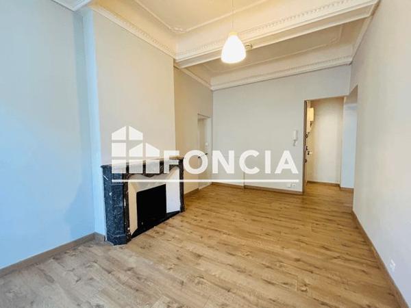 Location Appartement 2 pièces 50.5 m² - 97-99 COURS LAFAYETTE Toulon 83000