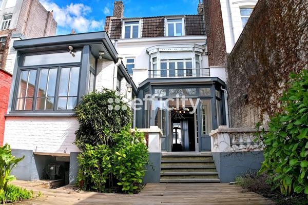 Maison 7 pièces - 213 m² Bien prestige